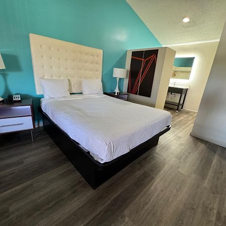Howard Johnson By Wyndham Phoenix Airport/Downtown Area Exterior foto