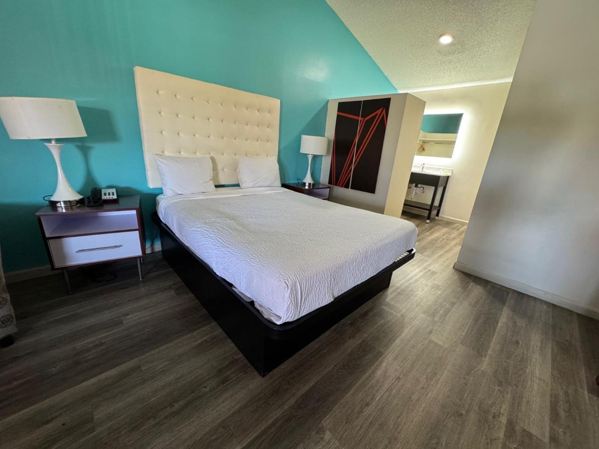 Howard Johnson By Wyndham Phoenix Airport/Downtown Area Exterior foto