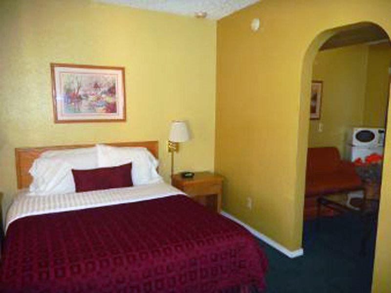 Howard Johnson By Wyndham Phoenix Airport/Downtown Area Exterior foto